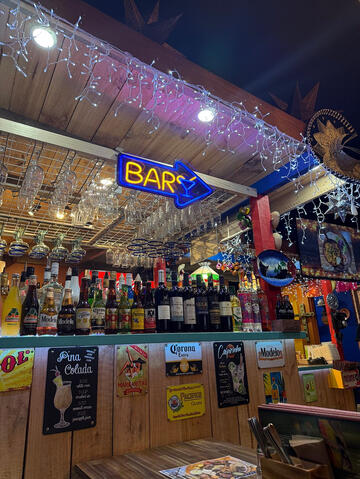 El Mexicano Cantina Bar